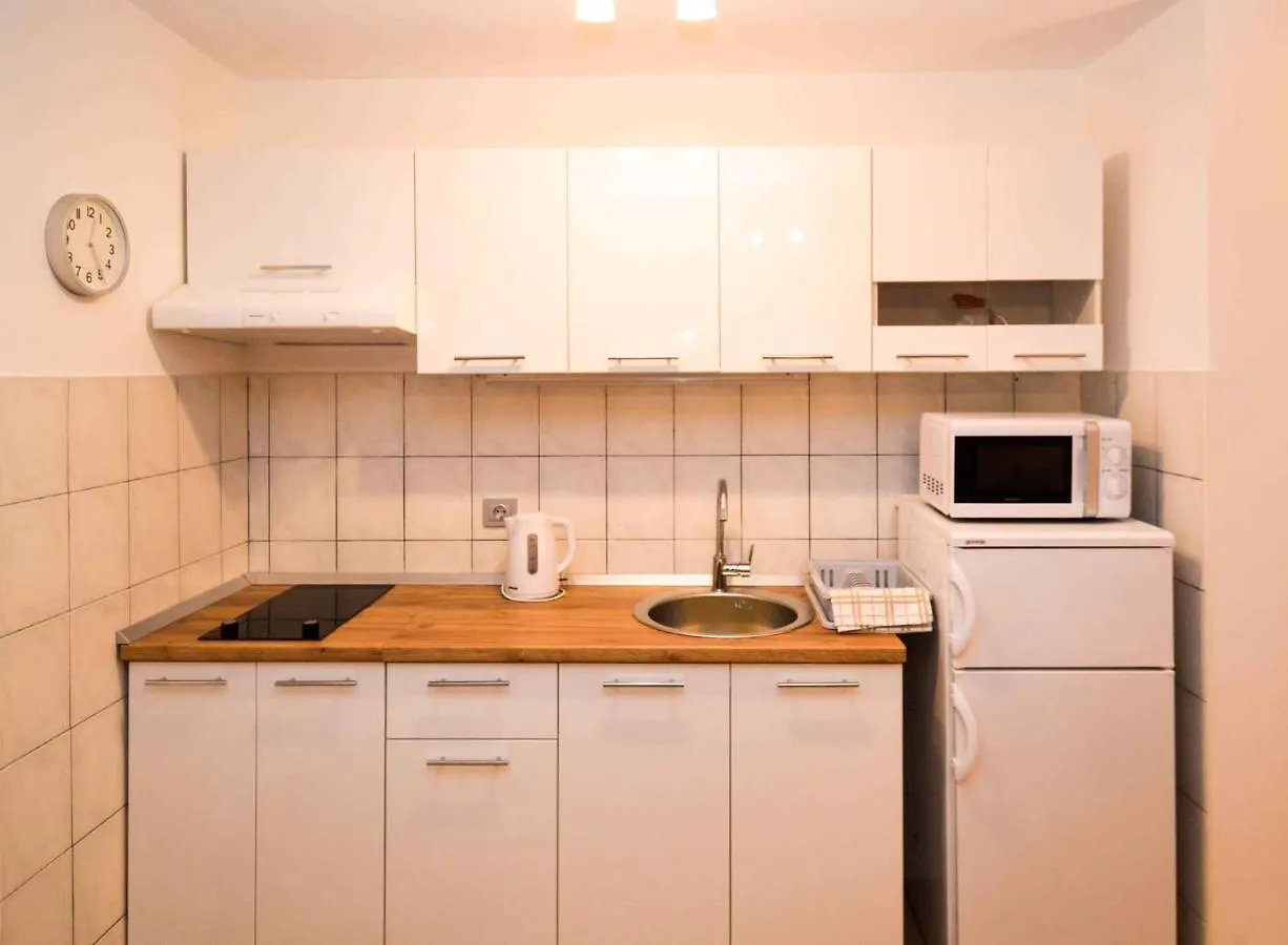 Studio In Stinjan/Istrien 17366 Daire