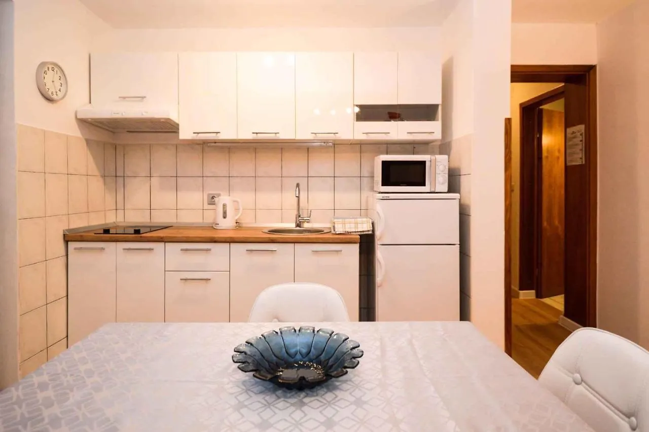 Daire Studio In Stinjan/Istrien 17366